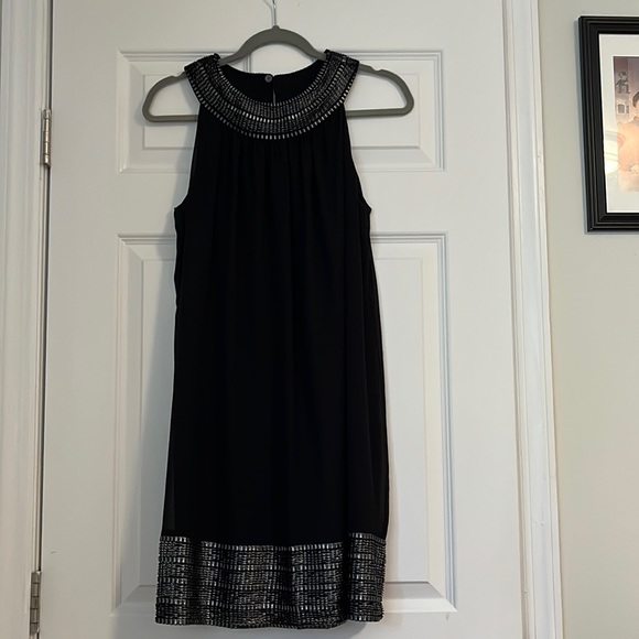 SLNY Sleeveless Black and Silver Dress - Picture 1 of 3